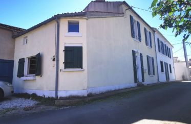 House 3 rooms of 80 m² in Velluire (85770)