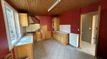 House 9 rooms of 160 m² in Chevanceaux (17210)