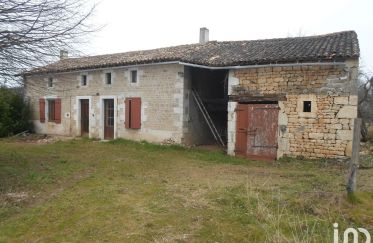 Country house 4 rooms of 90 m² in Sauzé-Vaussais (79190)