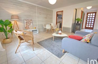 Appartement 3 pièces de 57 m² à Sainte-Tulle (04220)