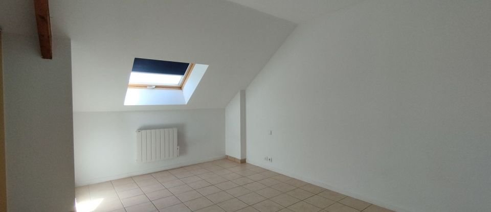 House 4 rooms of 92 m² in Malemort (19360)