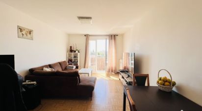 Apartment 3 rooms of 57 m² in Hyères (83400)
