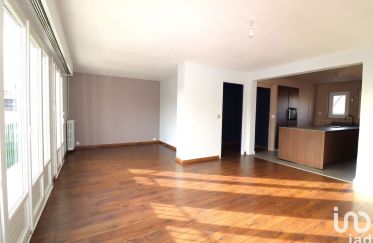 Apartment 3 rooms of 84 m² in Évreux (27000)
