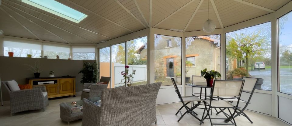 House 7 rooms of 155 m² in Chantonnay (85110)