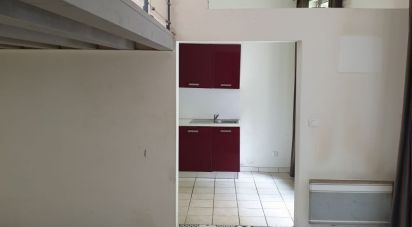 House 2 rooms of 46 m² in Bordeaux (33000)