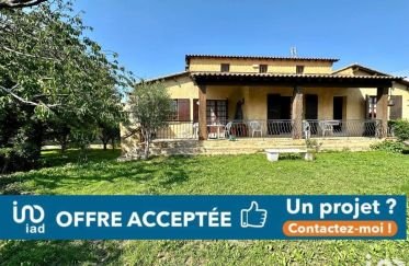 House 6 rooms of 164 m² in Le Pontet (84130)