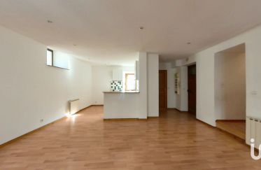 Apartment 3 rooms of 81 m² in Saint-Pierre-d'Albigny (73250)