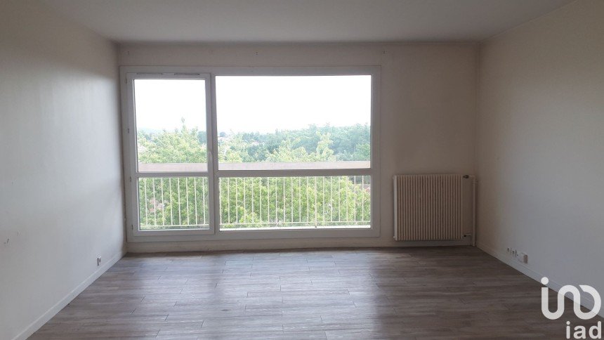 Apartment 3 rooms of 73 m² in Taverny (95150)