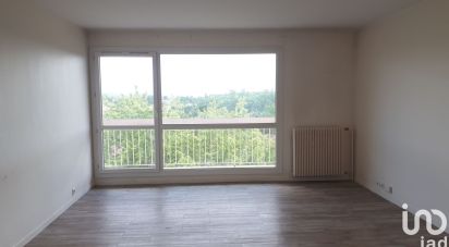 Apartment 3 rooms of 73 m² in Taverny (95150)