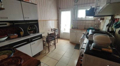 House 3 rooms of 100 m² in Galgon (33133)