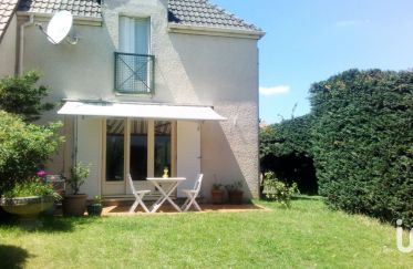 House 4 rooms of 83 m² in Saint-Fargeau-Ponthierry (77310)