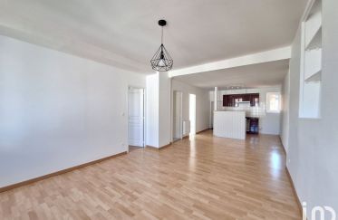 Apartment 3 rooms of 60 m² in Angoulins (17690)
