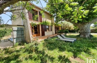 House 7 rooms of 170 m² in Salon-de-Provence (13300)
