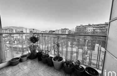 Appartement 3 pièces de 69 m² à Nice (06100)