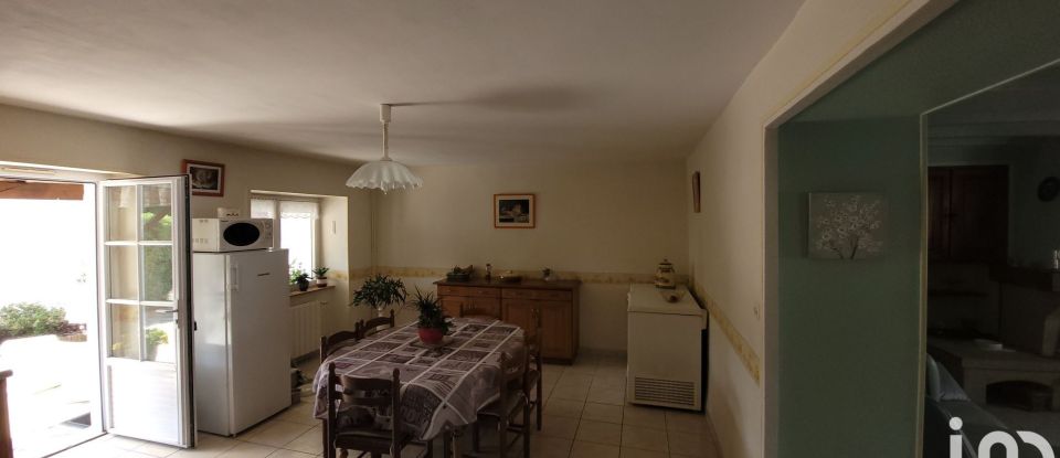 Maison 4 pièces de 130 m² à Dompierre-sur-Mer (17139)