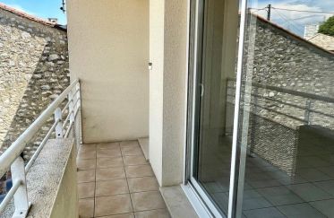 Apartment 3 rooms of 65 m² in Soyaux (16800)