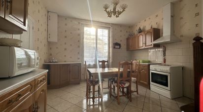 House 2 rooms of 52 sq m in Montluçon (03100)