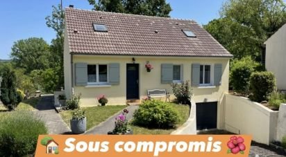 House 5 rooms of 95 m² in Saint-Pierre-lès-Nemours (77140)