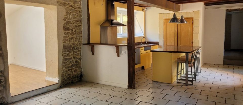 House 5 rooms of 122 m² in Toulon-sur-Arroux (71320)