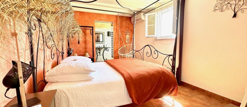 House 8 rooms of 298 m² in Orange (84100)
