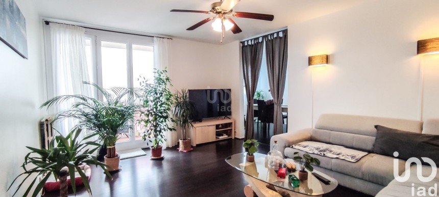 Appartement 4 pièces de 77 m² à Thiais (94320)