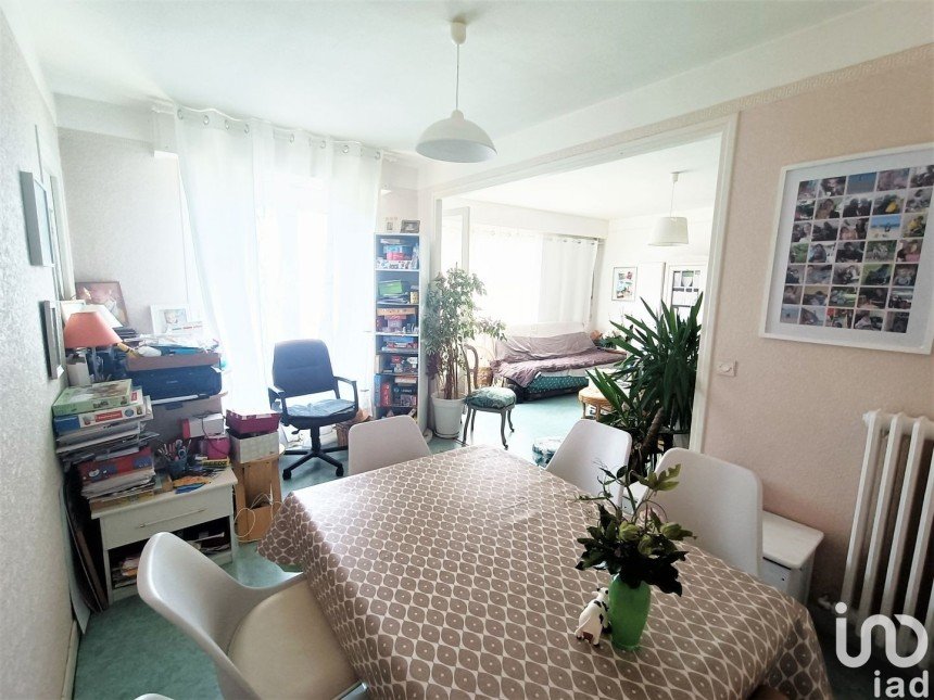 Apartment 4 rooms of 78 m² in Lorient (56100)