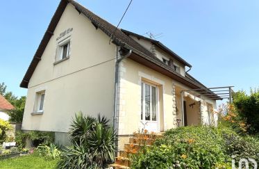 House 5 rooms of 117 m² in Saint-Jean-de-Bonneval (10320)