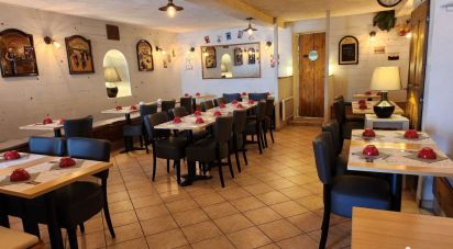 Restaurant of 145 m² in Gréoux-les-Bains (04800)