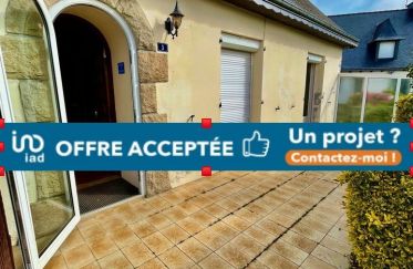 House 4 rooms of 109 m² in Saint-Caradec (22600)