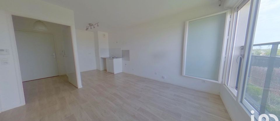 Apartment 2 rooms of 40 m² in Lieusaint (77127)