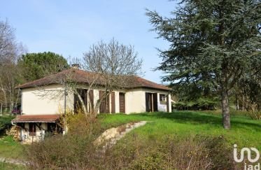 House 5 rooms of 109 m² in Vélines (24230)