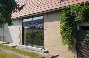 House 8 rooms of 162 m² in Vaux (03190)