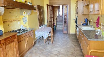 House 5 rooms of 157 m² in Rochechouart (87600)