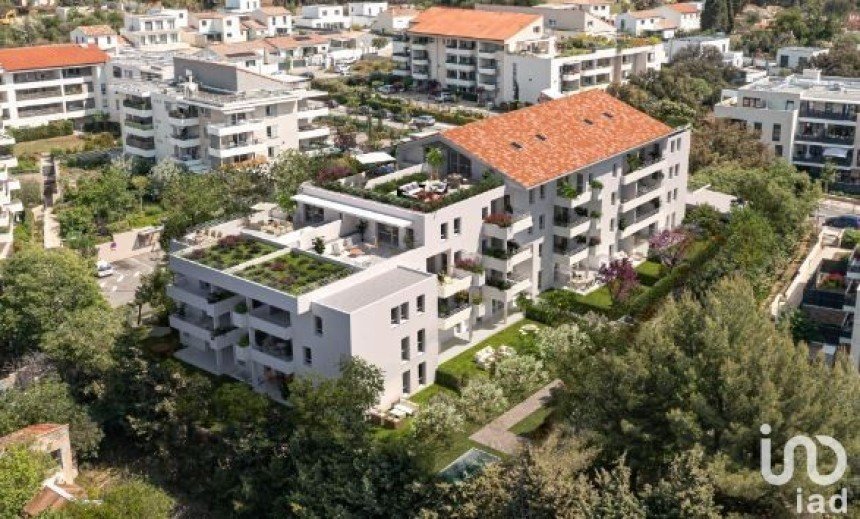 Apartment 4 rooms of 83 m² in La Ciotat (13600)