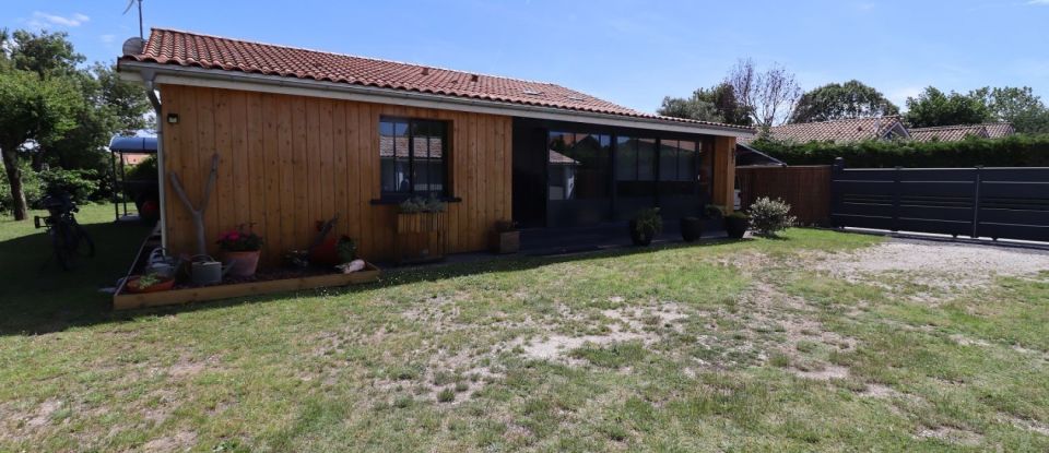 House 3 rooms of 126 m² in Gujan-Mestras (33470)