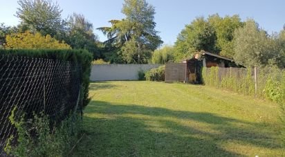 House 6 rooms of 110 m² in Montluçon (03100)