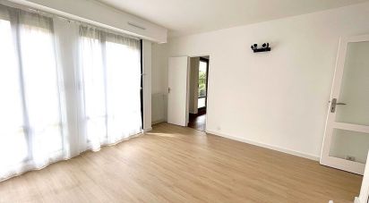 Apartment 1 room of 33 m² in Créteil (94000)