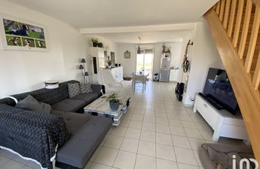 House 6 rooms of 166 m² in Prunay-le-Gillon (28360)