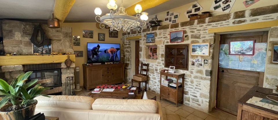 House 3 rooms of 87 m² in Le Pontet (84130)