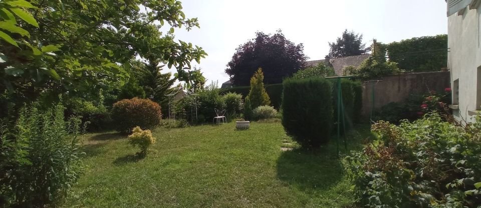 House 8 rooms of 159 m² in Autun (71400)