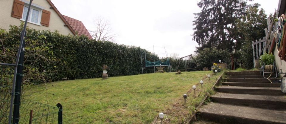 House 6 rooms of 117 m² in Amilly (45200)