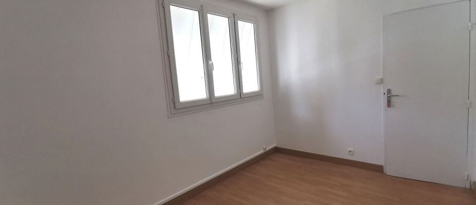 Appartement 4 pièces de 85 m² à Dreux (28100)