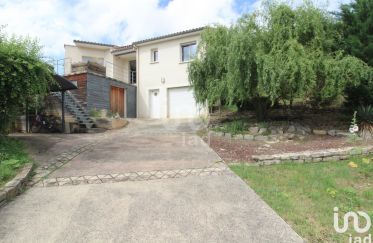 Maison 4 pièces de 97 m² à Millau (12100)