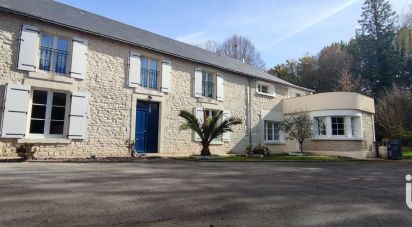 House 9 rooms of 273 m² in Châtellerault (86100)
