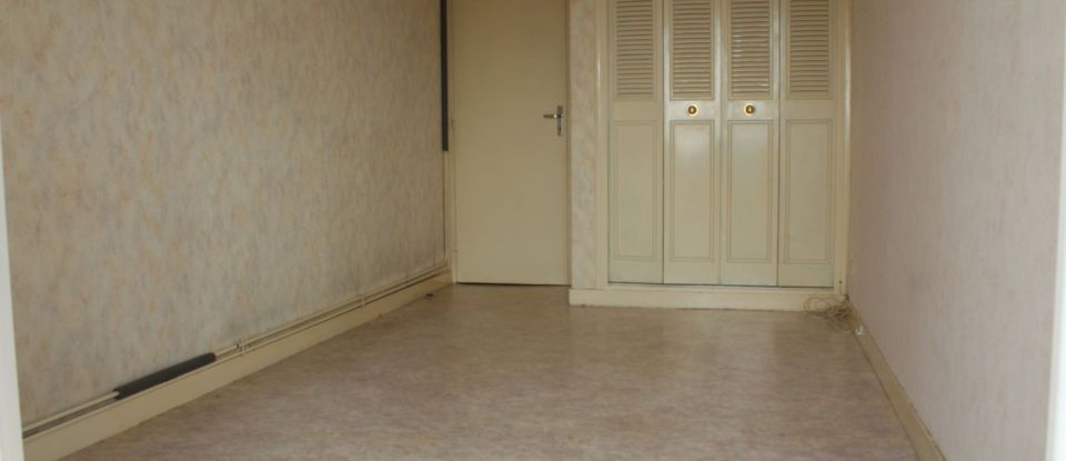 Apartment 4 rooms of 88 m² in Châtellerault (86100)