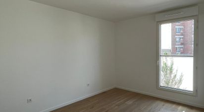 Appartement 4 pièces de 81 m² à Clichy (92110)