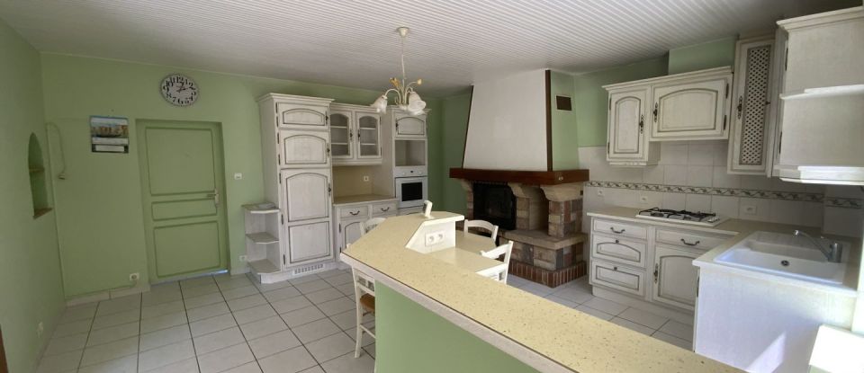 House 5 rooms of 130 m² in Saint-Gildas-des-Bois (44530)