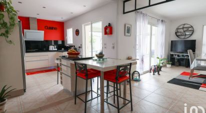 House 6 rooms of 140 m² in Saint-Xandre (17138)
