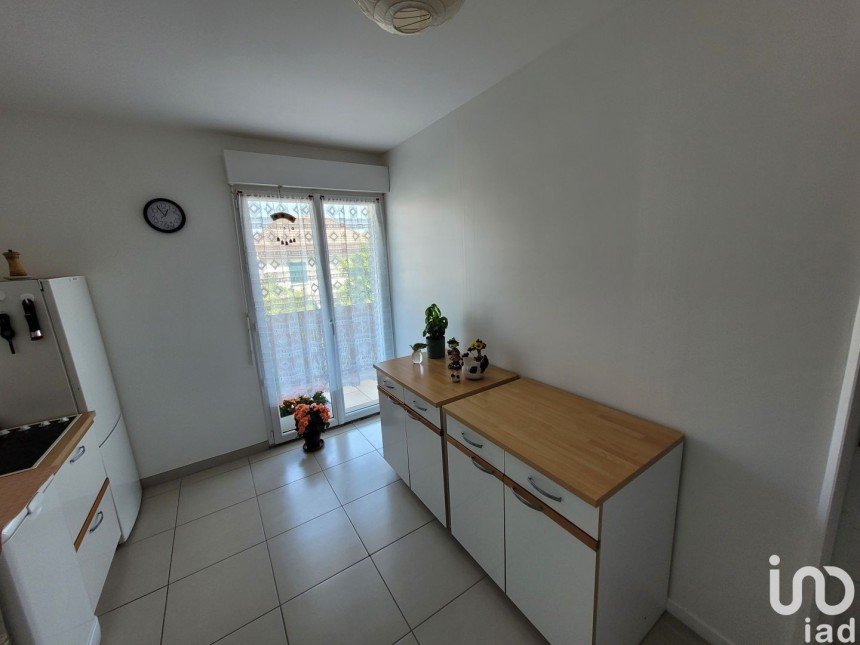 Appartement 3 pièces de 65 m² à Villejust (91140)