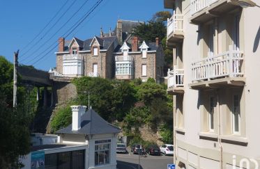 Apartment 2 rooms of 35 m² in Dinard (35800)